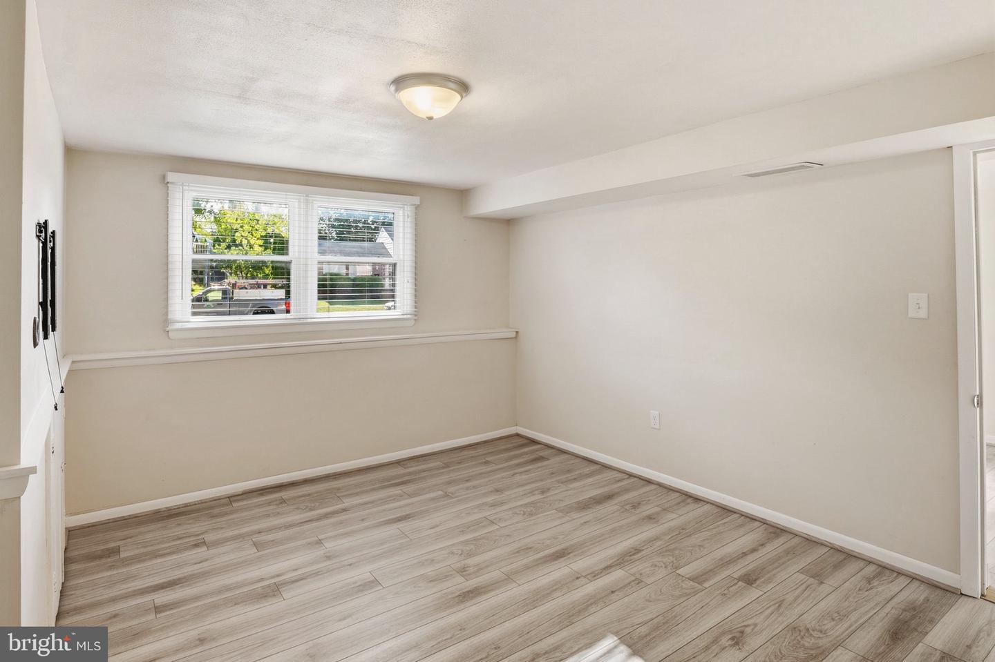 312 Orley Rd Property Photo 22