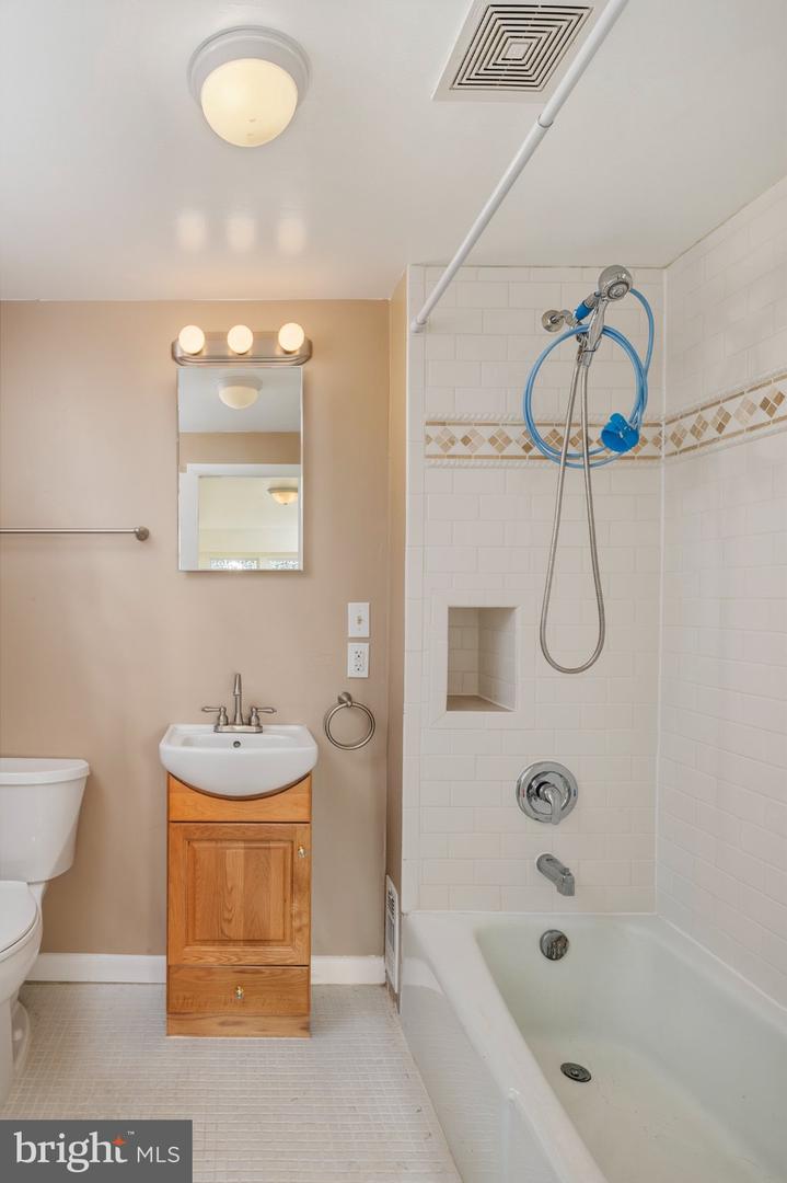 312 Orley Rd Property Photo 25