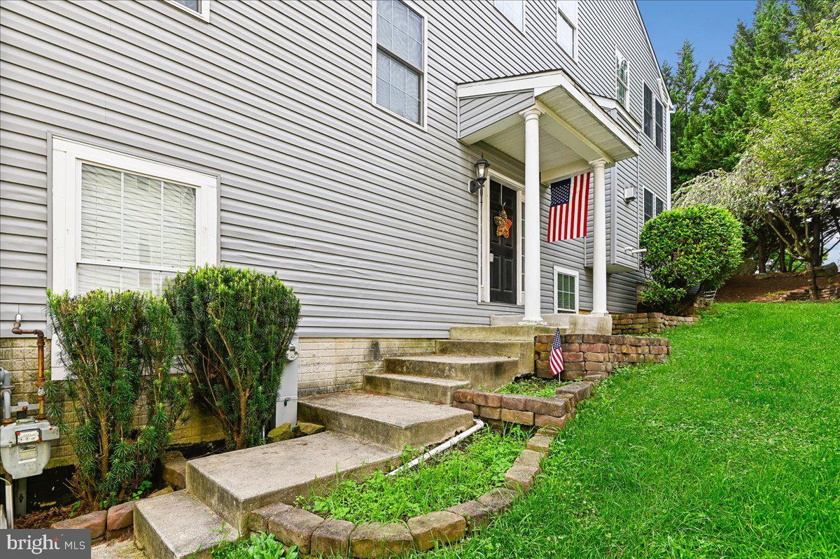 10 Carmichael Ct Property Photo 2