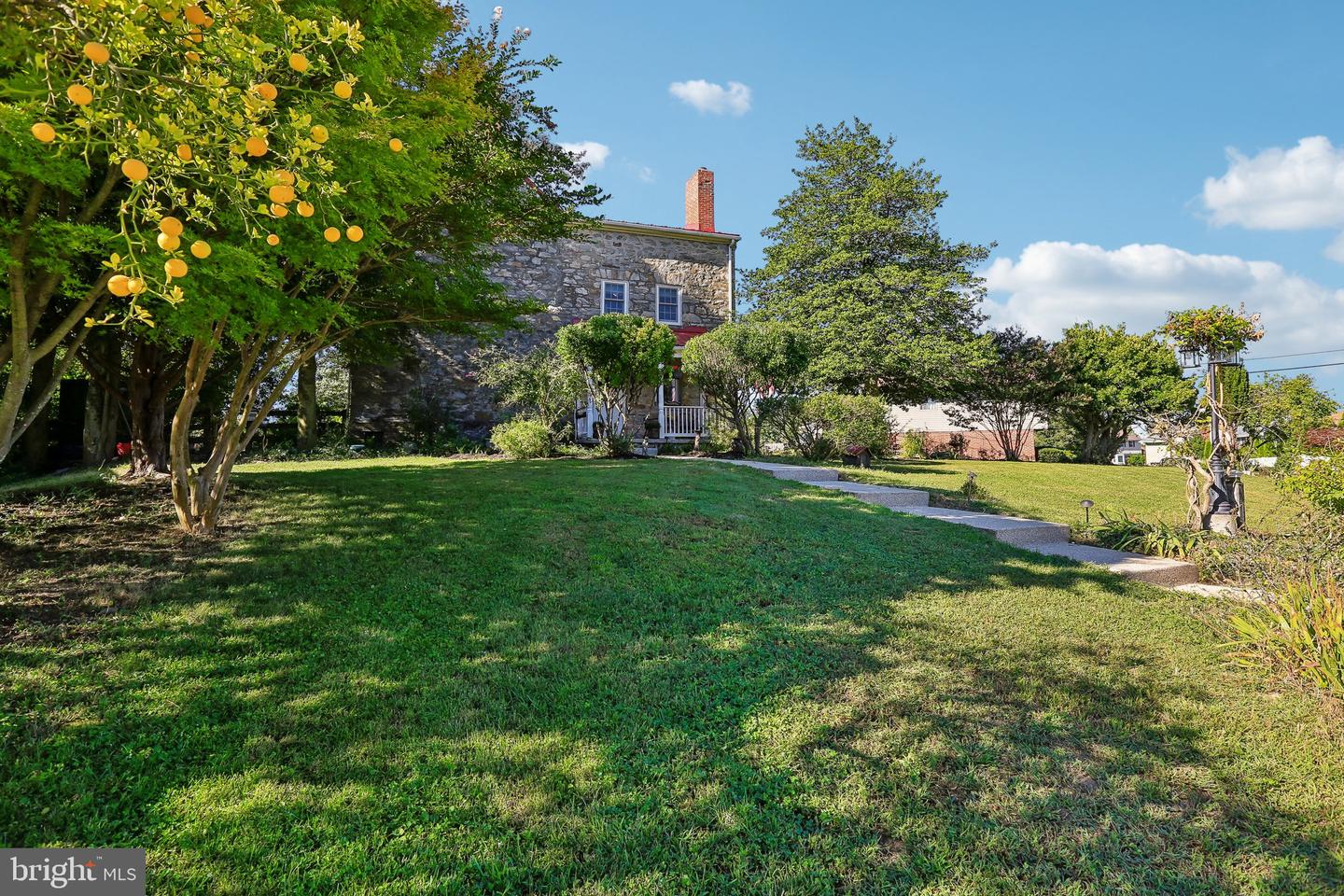 3519 CABOT RD Property Photo 1
