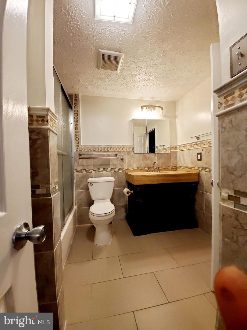 24 Ramsgate Ct Property Photo 29
