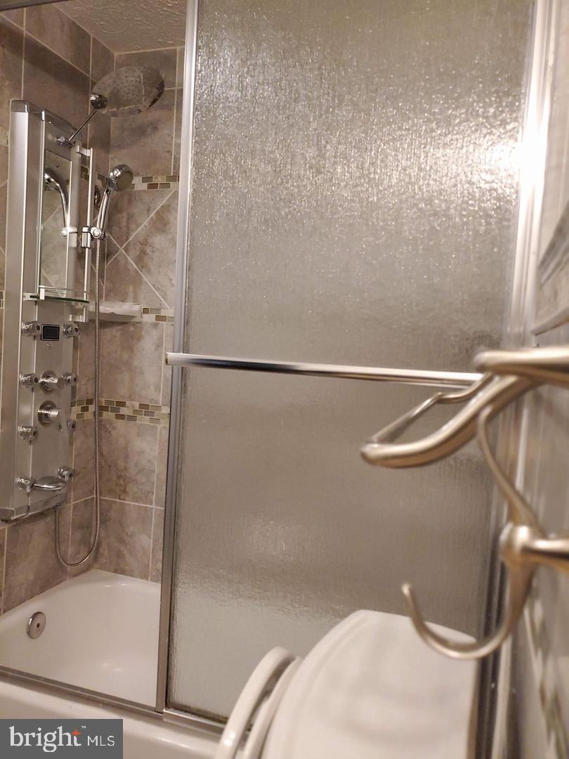24 Ramsgate Ct Property Photo 35