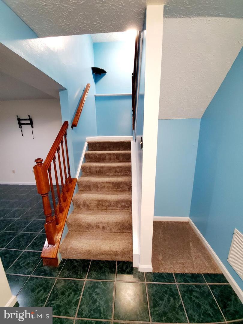 24 Ramsgate Ct Property Photo 43