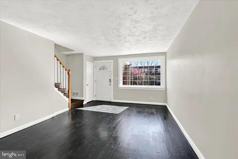 766 Fulbrook Rd Property Photo 3