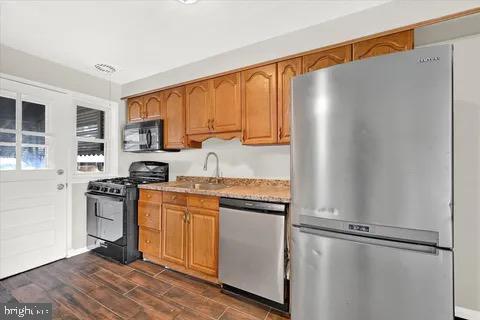 766 Fulbrook Rd Property Photo 8