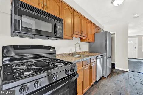 766 Fulbrook Rd Property Photo 9