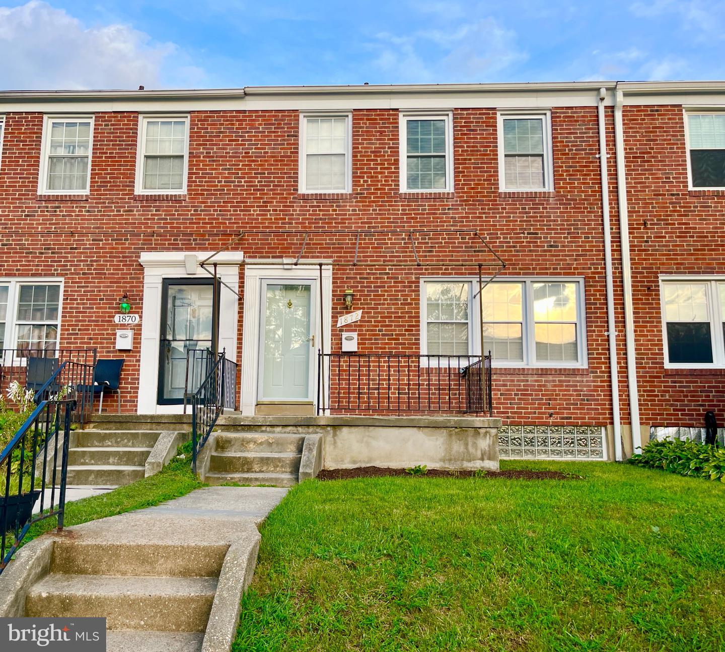 1872 Edgewood Rd Property Photo 1