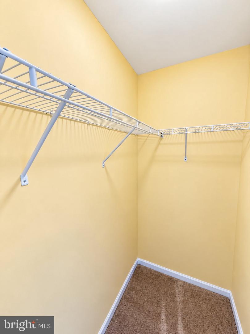 9708 Leah Way Property Photo 13