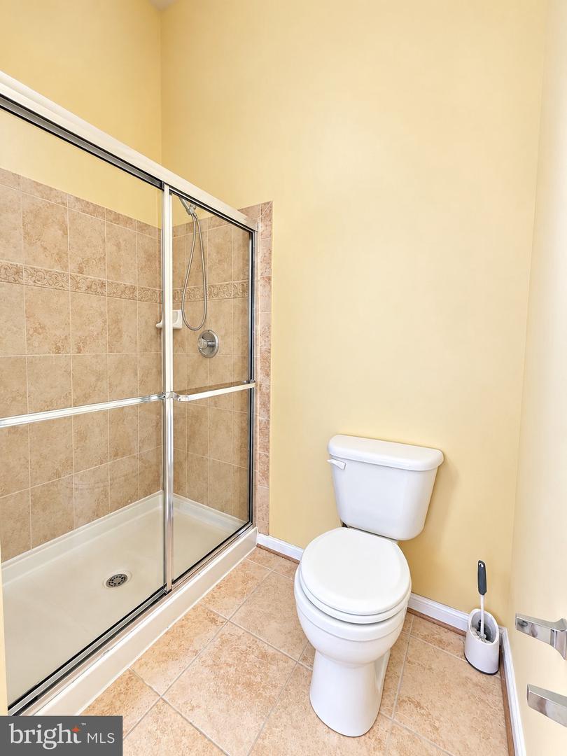 9708 Leah Way Property Photo 16