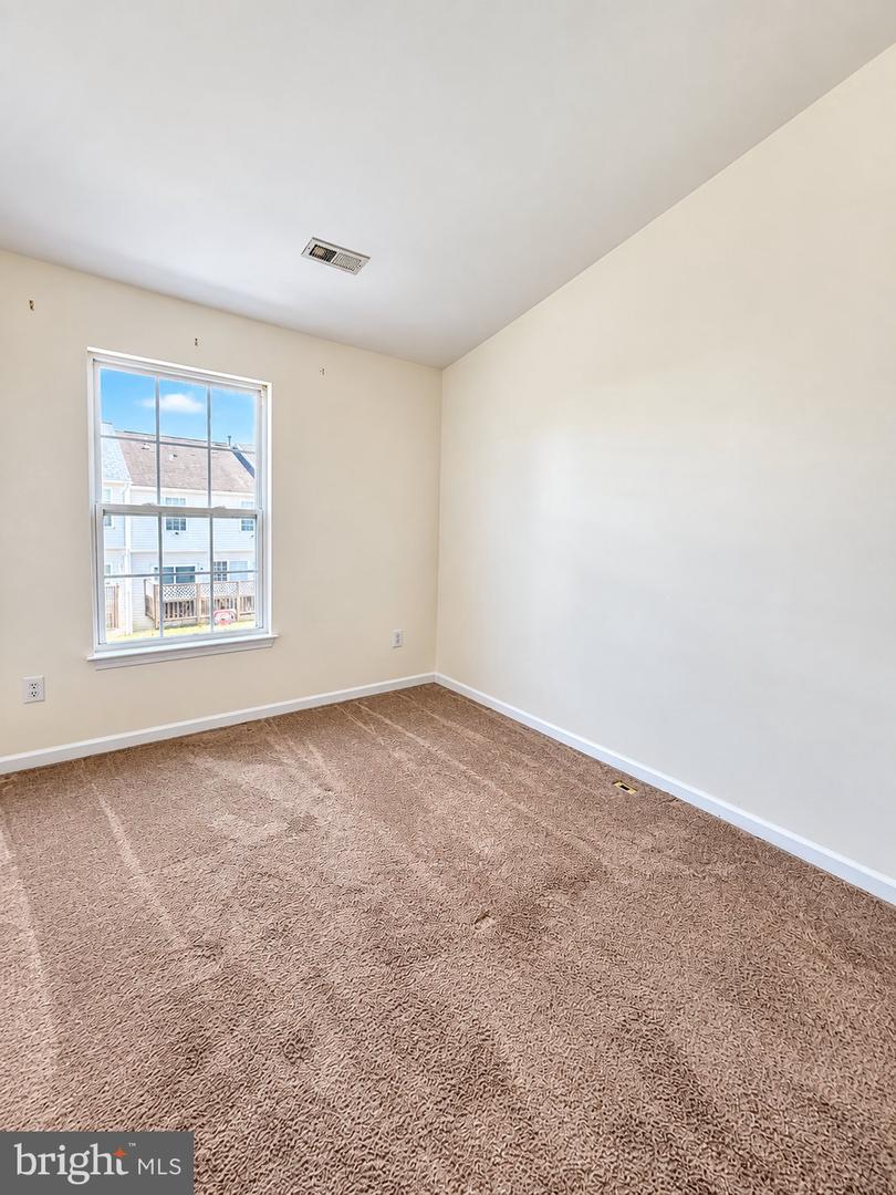 9708 Leah Way Property Photo 18