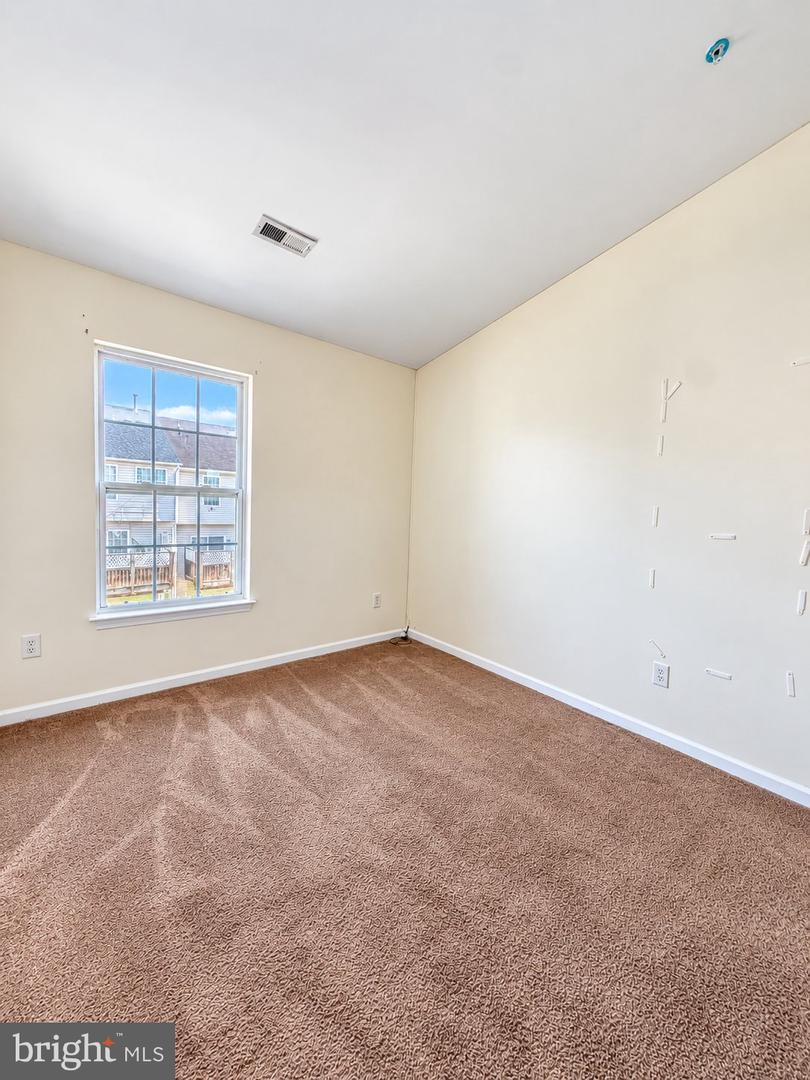 9708 Leah Way Property Photo 20