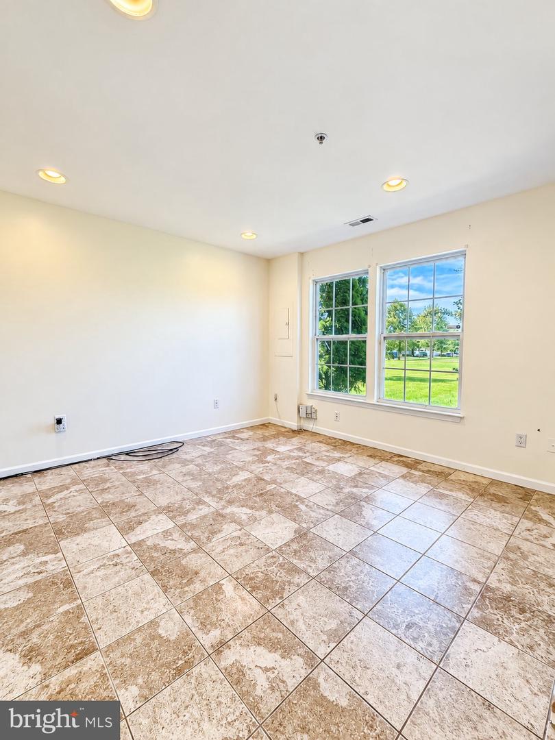 9708 Leah Way Property Photo 22