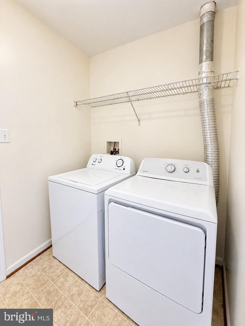 9708 Leah Way Property Photo 24