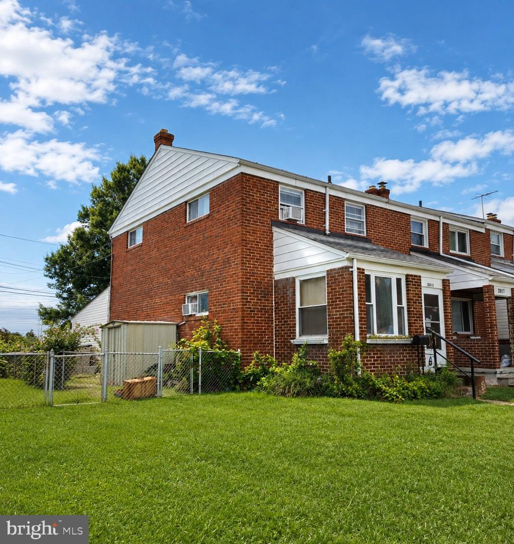 2015 Denbury Dr Property Photo 1