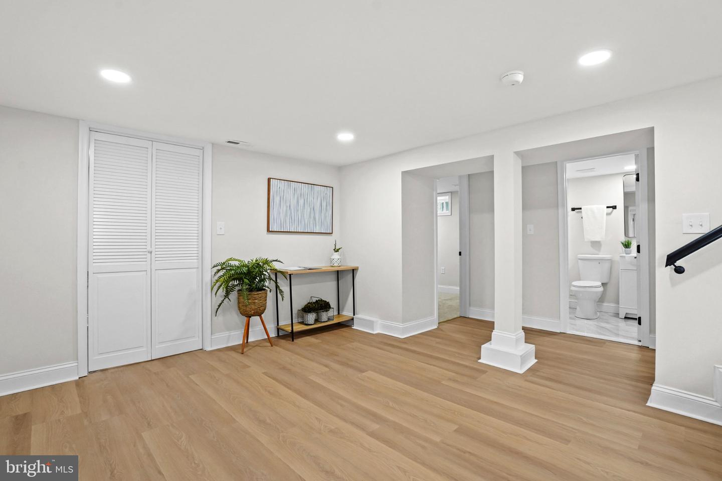 1905 Featherbed Ln Property Photo 35