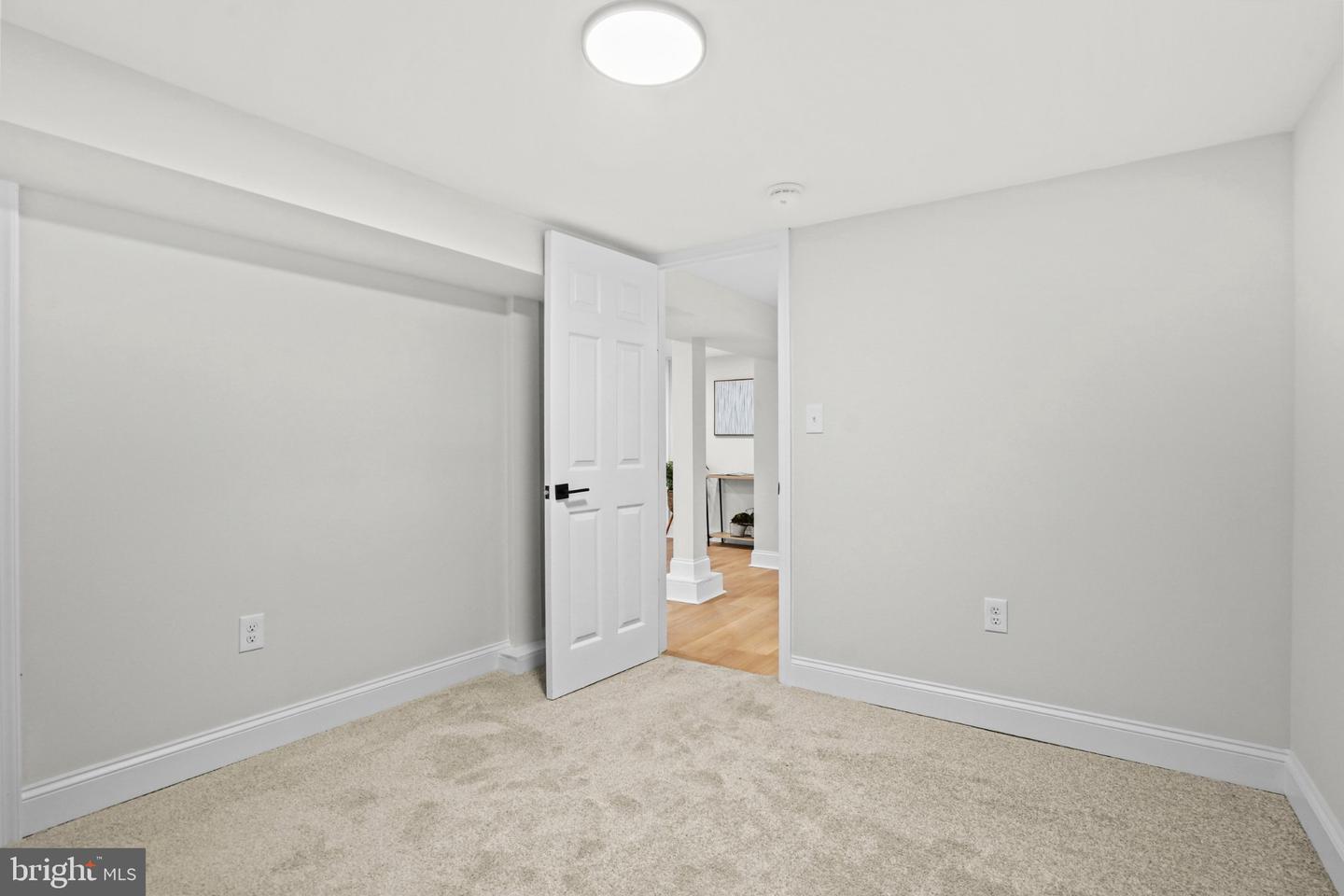 1905 Featherbed Ln Property Photo 39