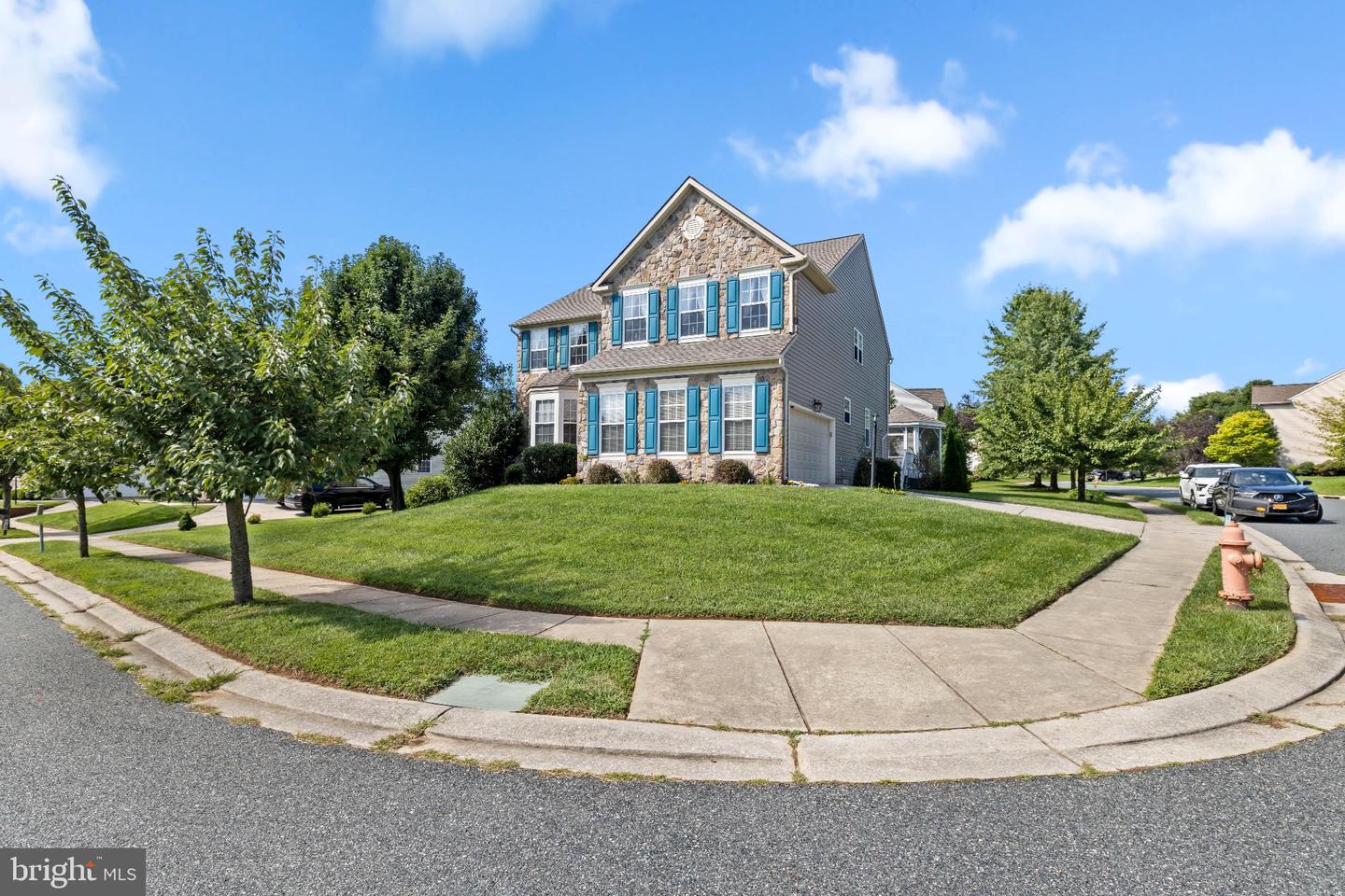 5103 Crest Haven Way Property Photo 2