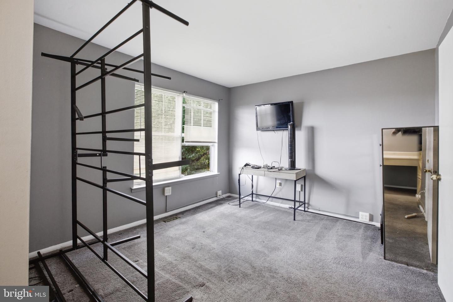 3803 Glenview Ter Property Photo 16