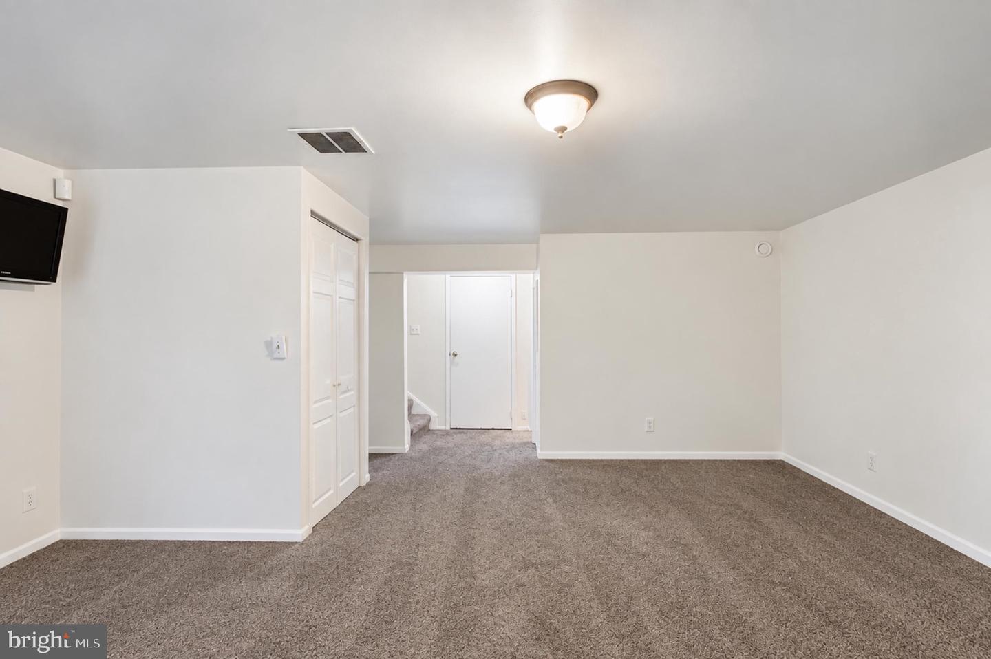 3803 Glenview Ter Property Photo 29