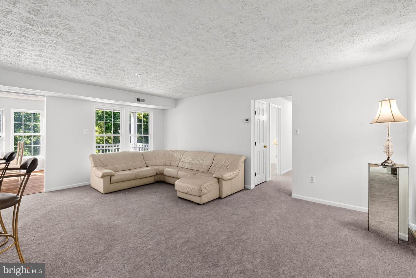 1436 Greenbriar Cir #3-1436 Property Photo 14