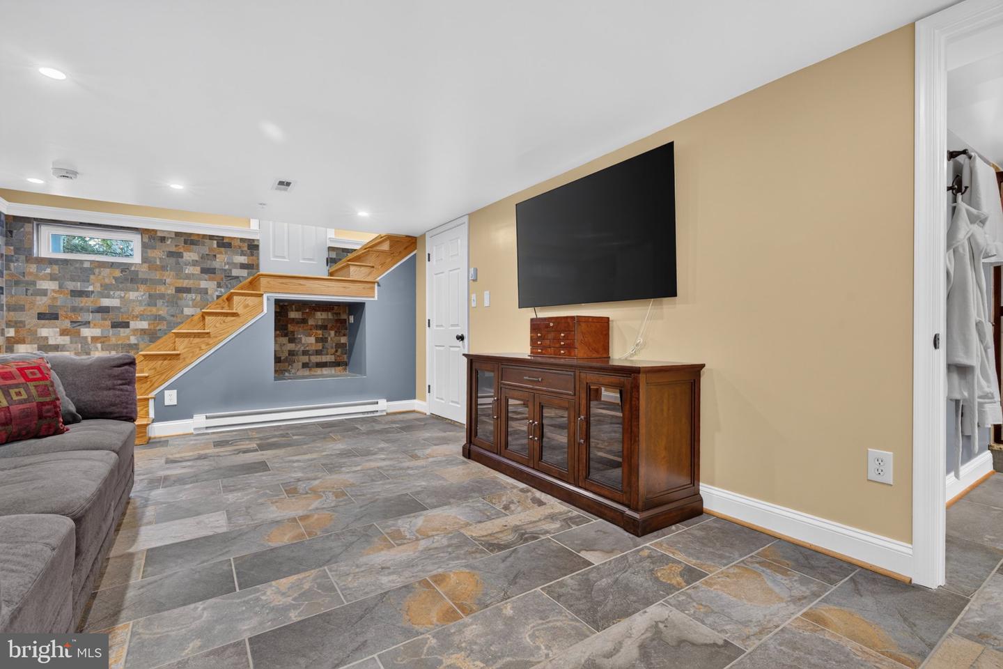4211 Fordham Rd Property Photo 28