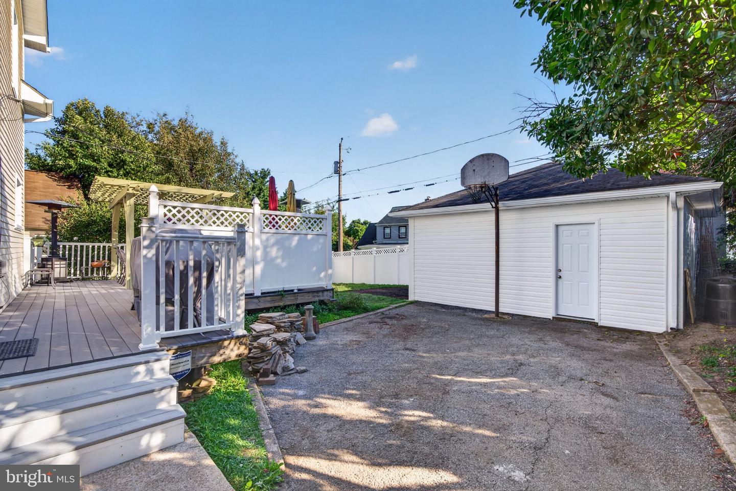4211 Fordham Rd Property Photo 33