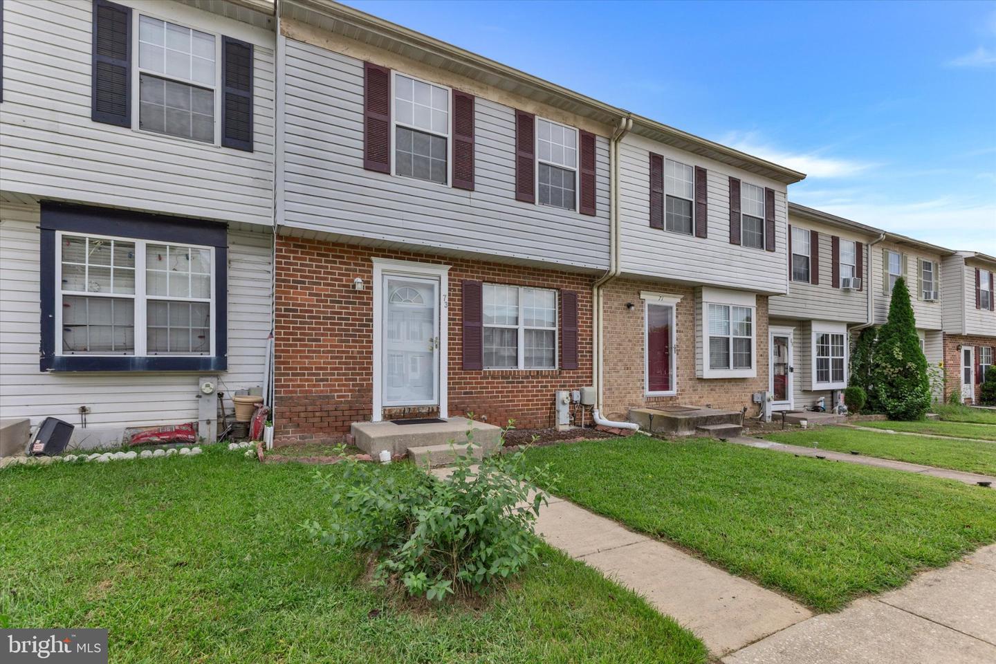 73 Chelmsford Ct Property Photo 1
