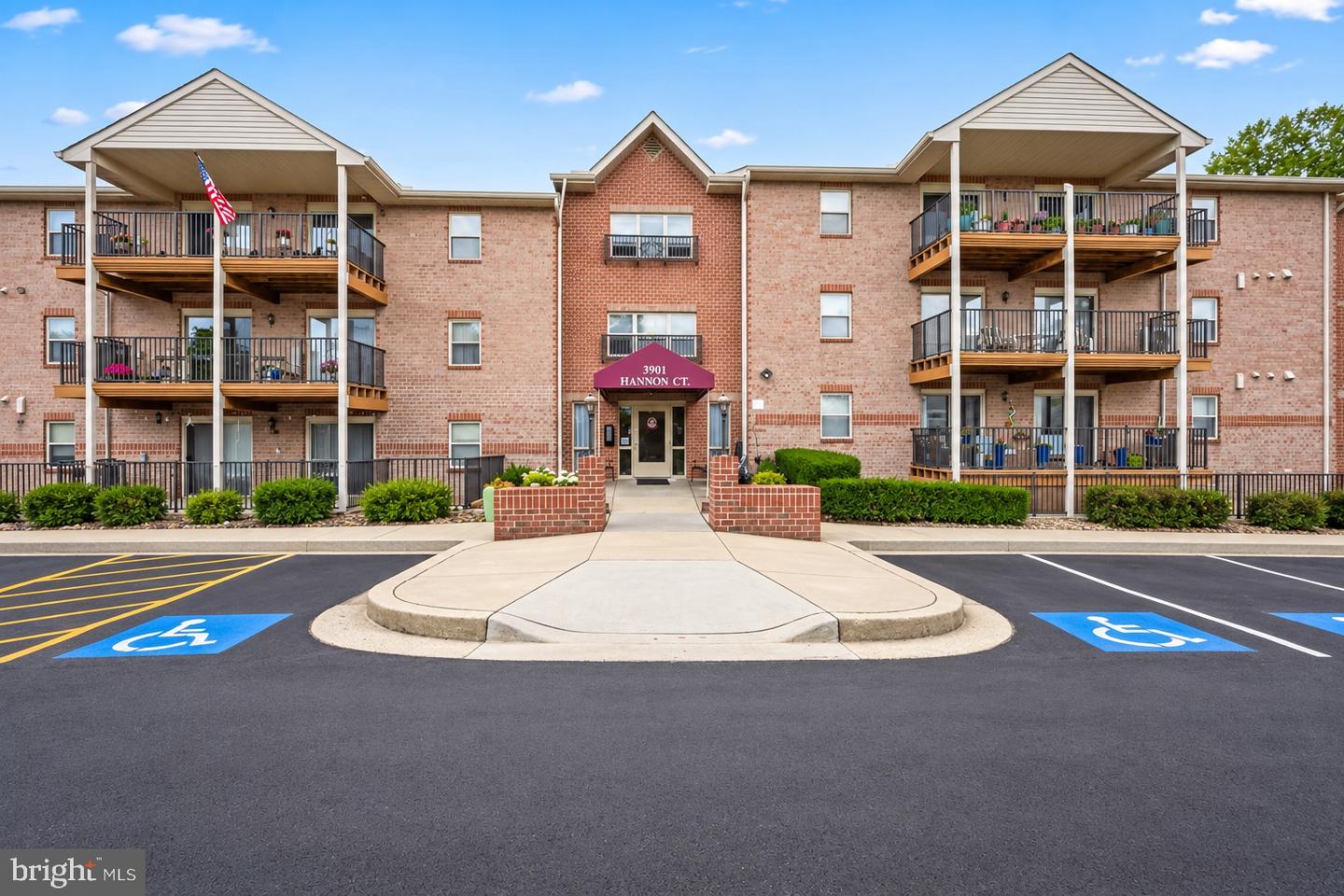 3901 Hannon Ct #g Property Photo 1