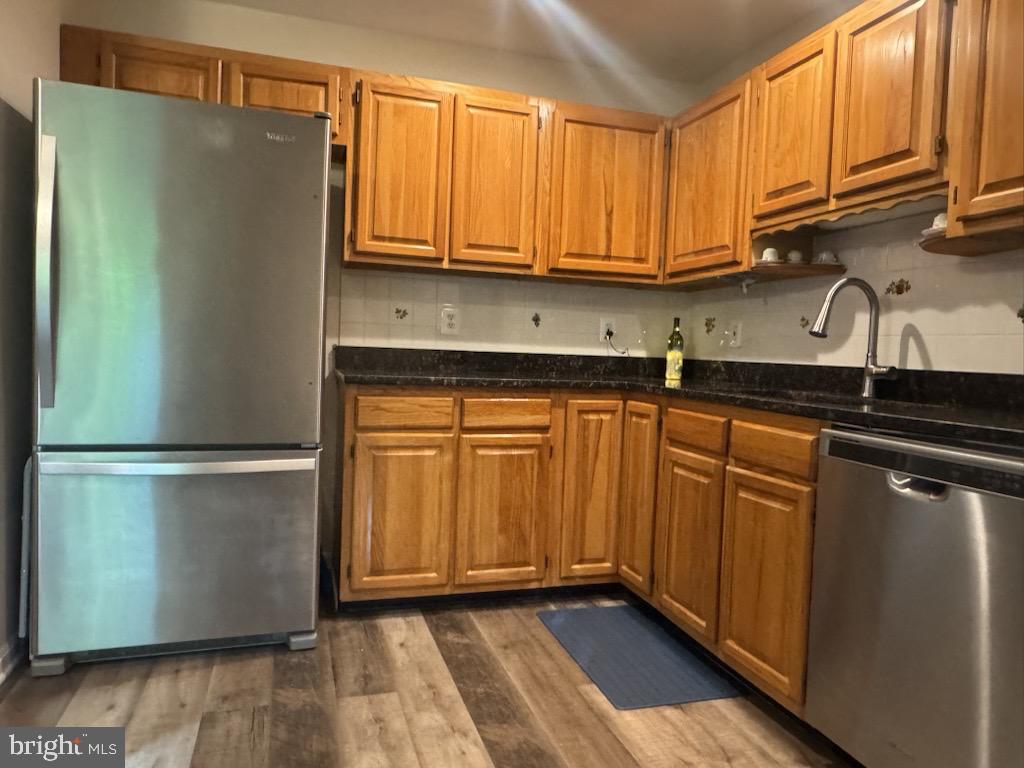 3901 Hannon Ct #g Property Photo 6