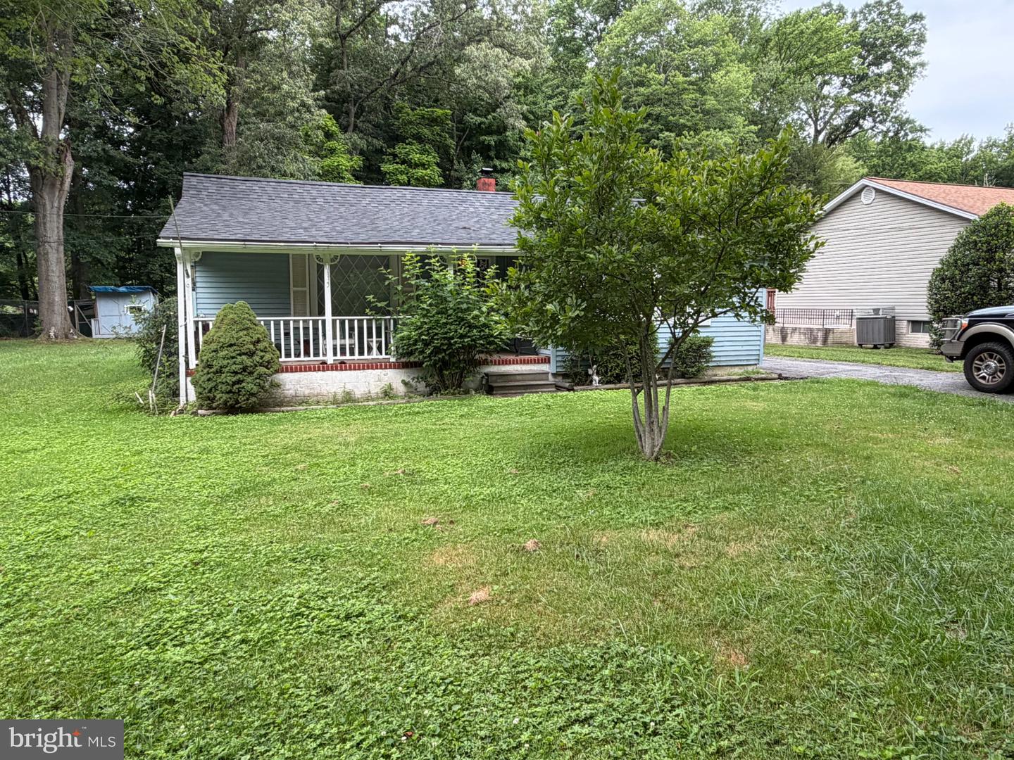 1132 Maple Rd Property Photo 1