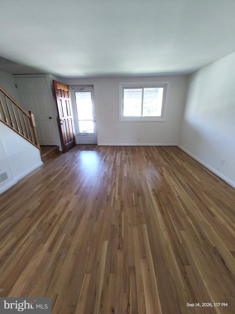 7823 Kavanagh Rd Property Photo 6