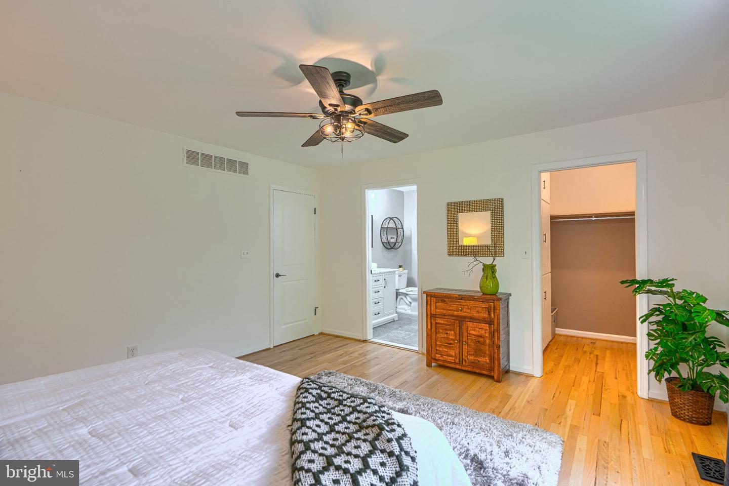 8 Manor Brook Rd Property Photo 25