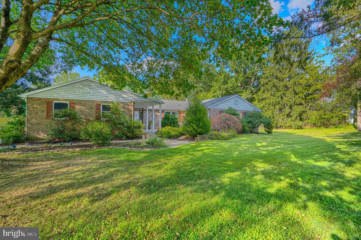 8 Manor Brook Rd Property Photo 59