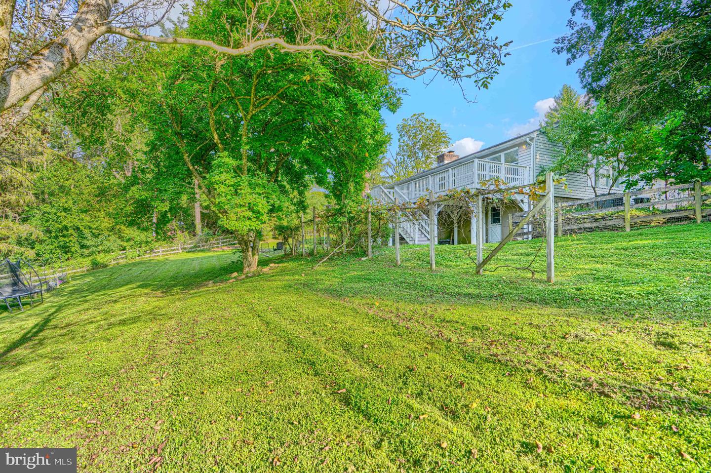 8 Manor Brook Rd Property Photo 64