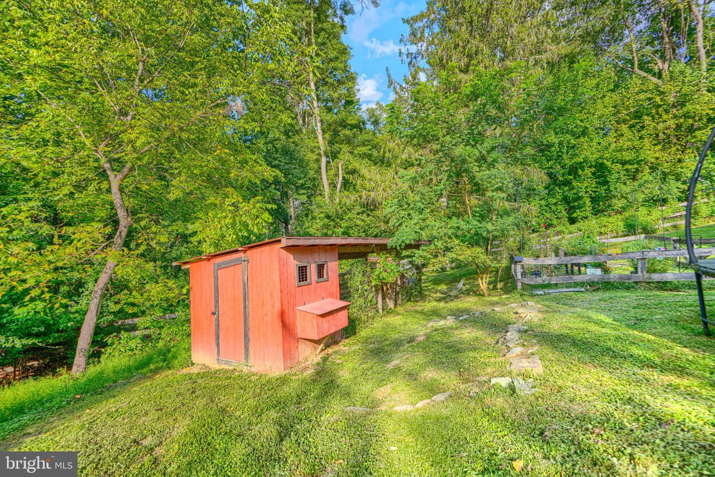 8 Manor Brook Rd Property Photo 66