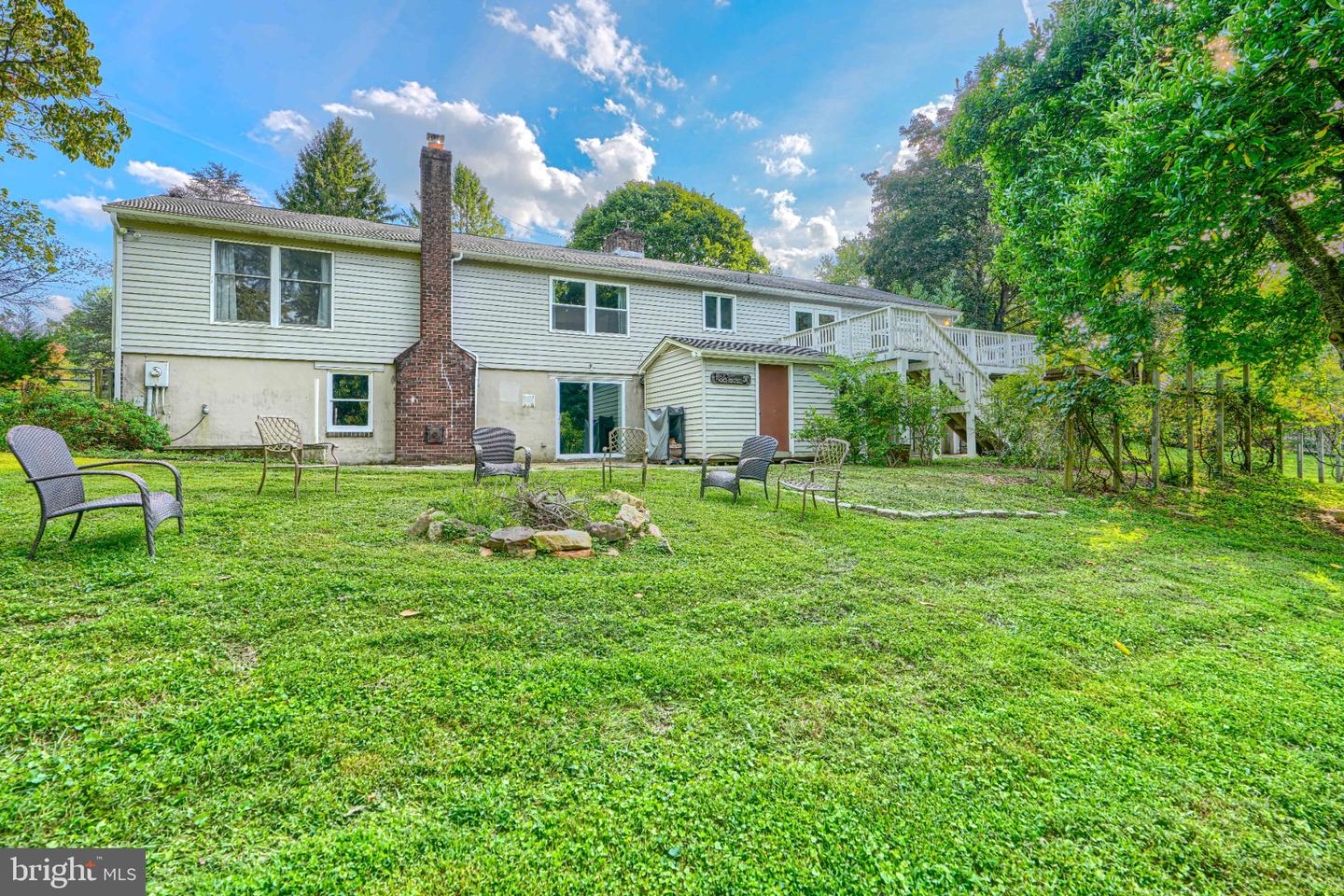 8 Manor Brook Rd Property Photo 70
