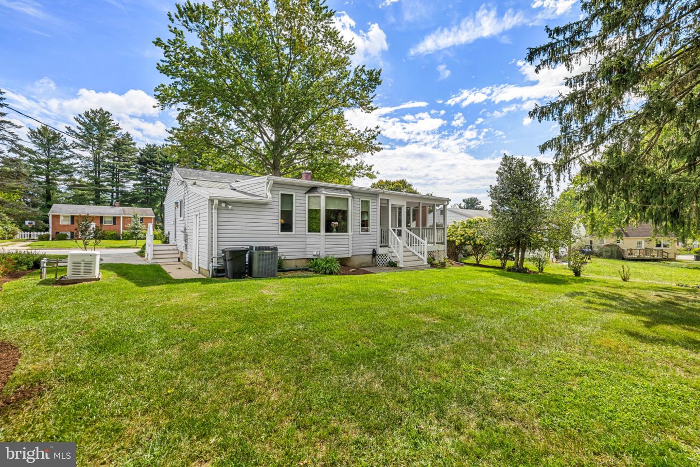 420 Sacred Heart Ln Property Photo 31