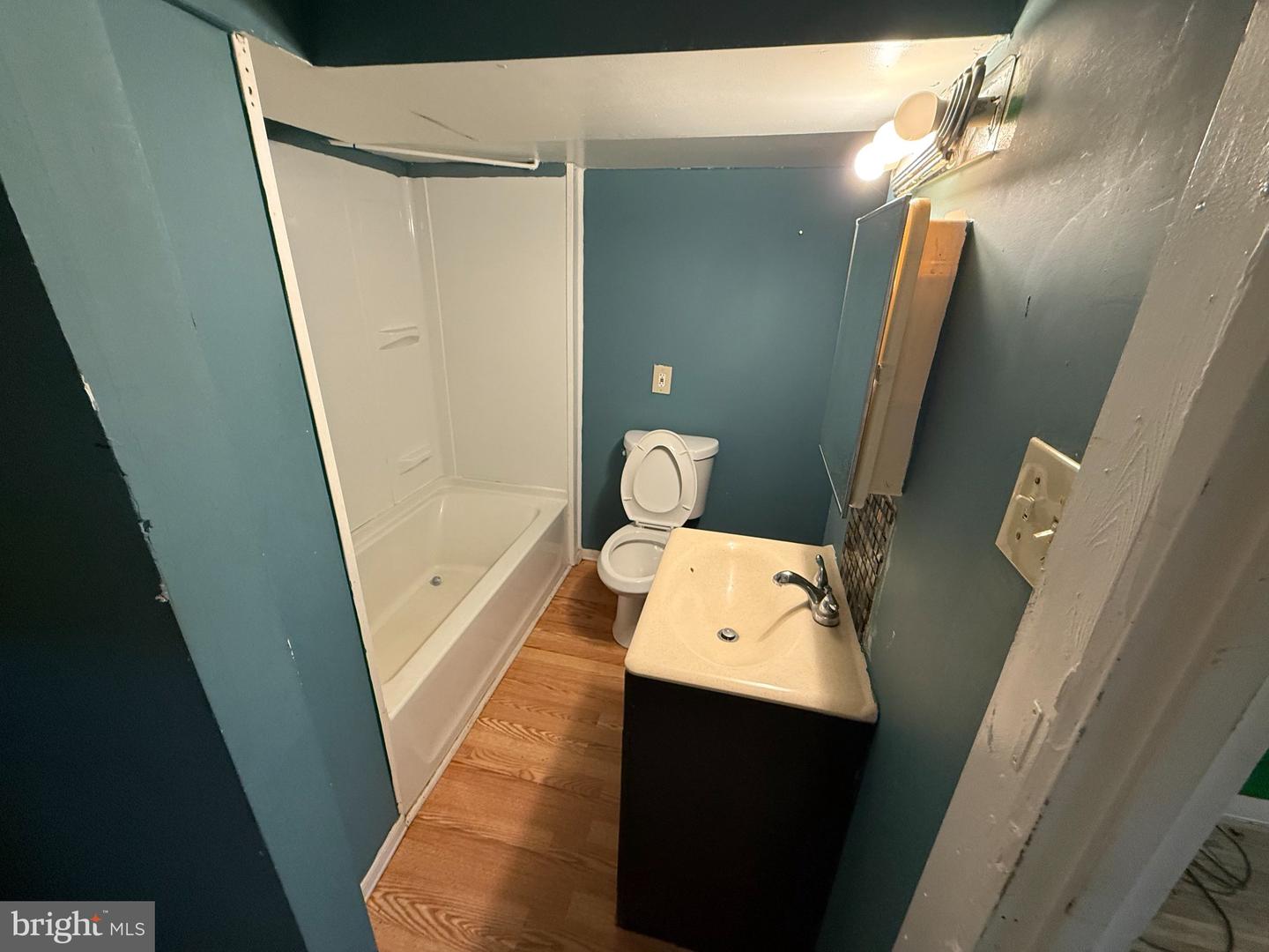 7041 Eastbrook Ave Property Photo 12