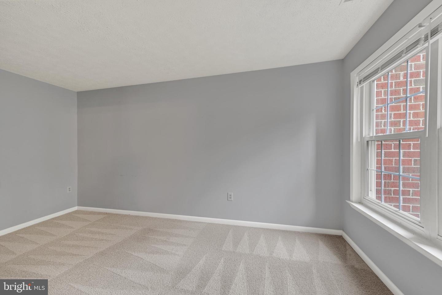 13 Pipe Hill Ct #b Property Photo 12