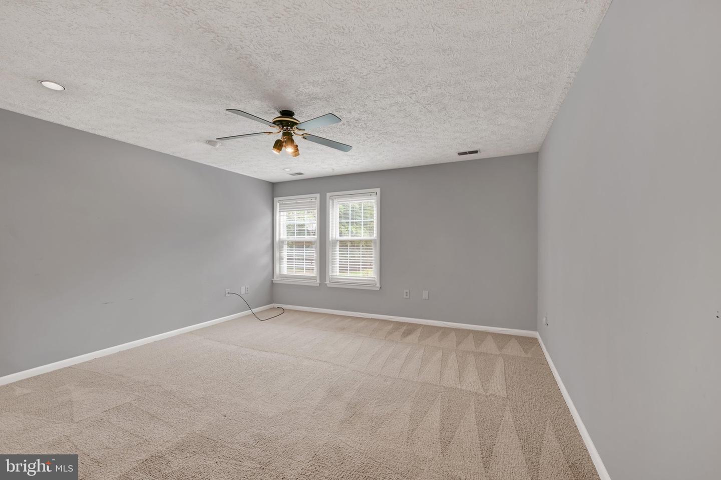 13 Pipe Hill Ct #b Property Photo 23