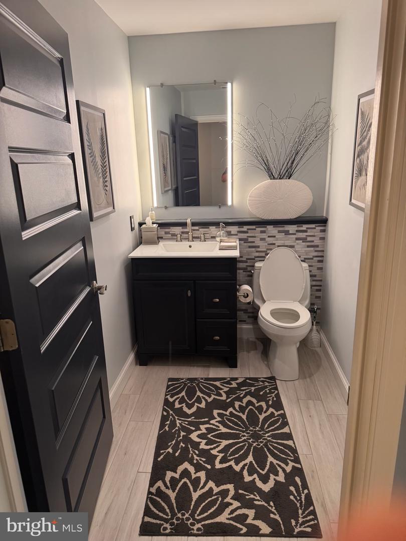 604-606 Bosley Ave #suite D And E Property Photo 6