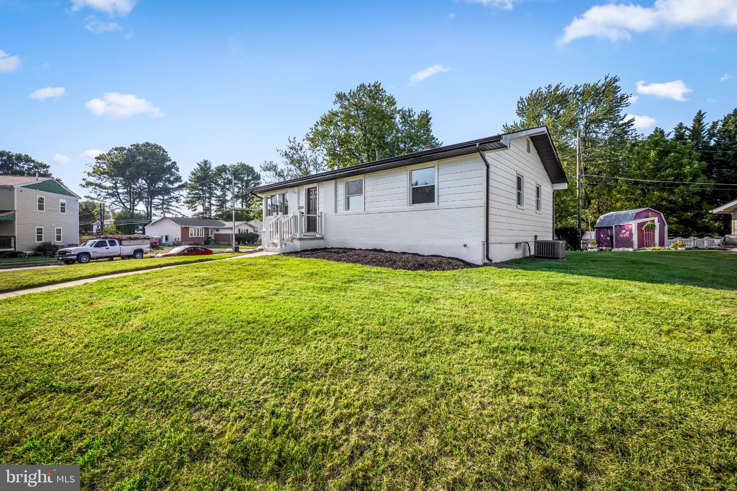 3724 Parkfield Rd Property Photo 3