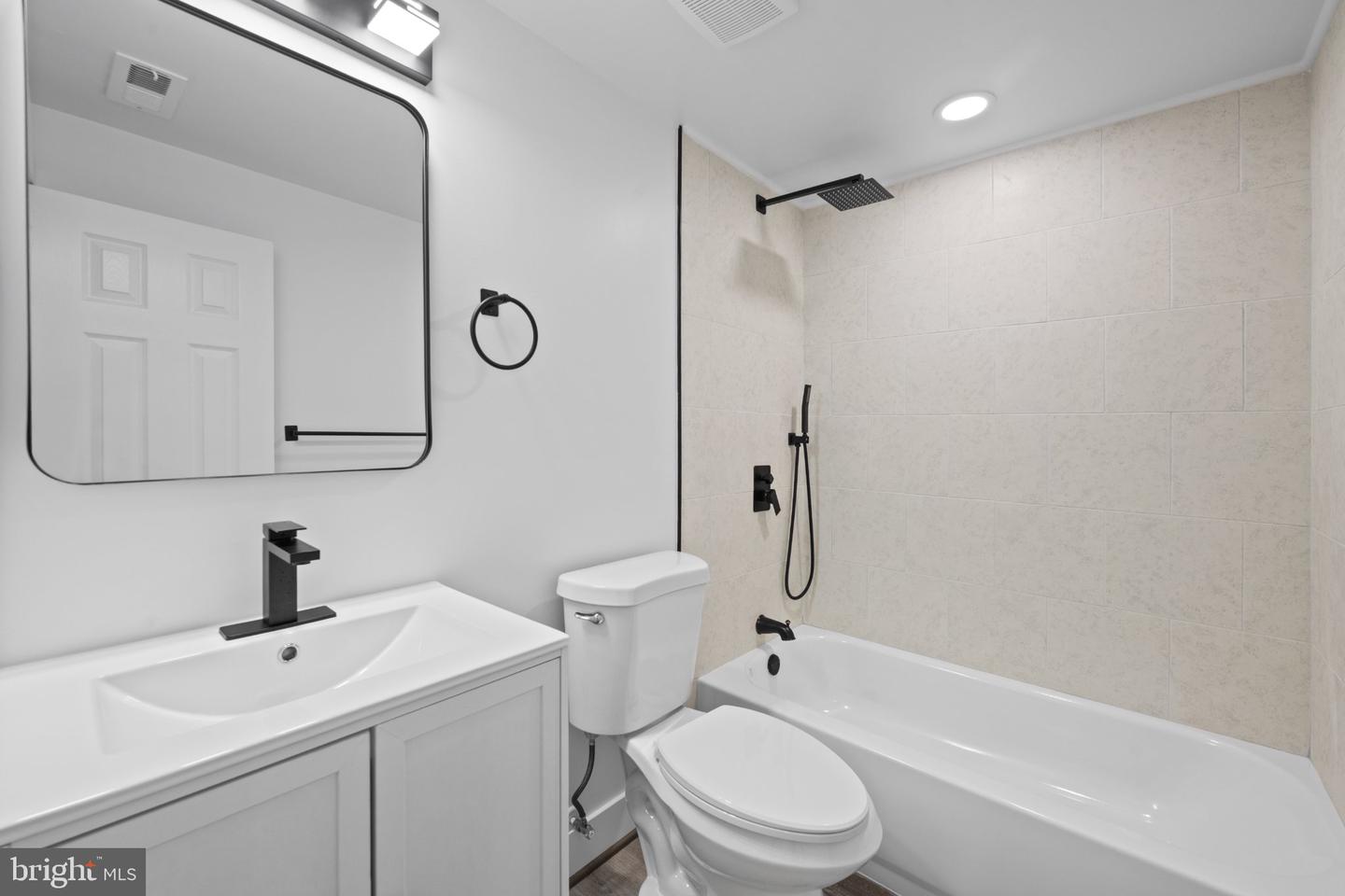 3724 Parkfield Rd Property Photo 15