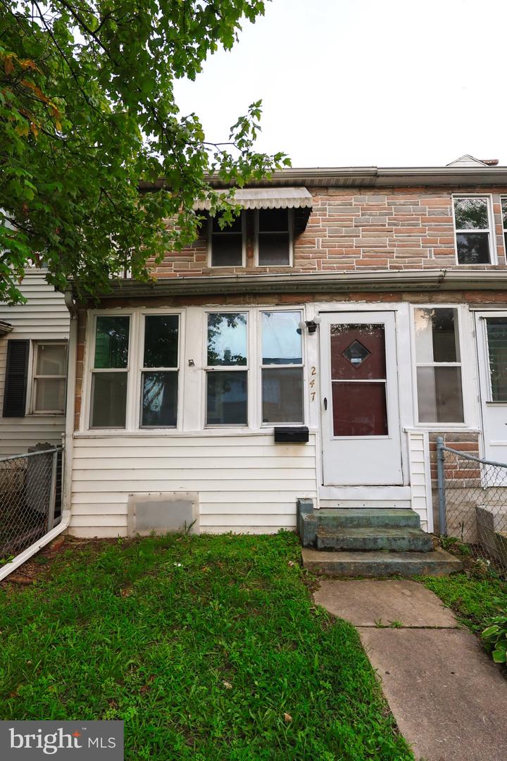 247 Saint Helena Ave Property Photo 1