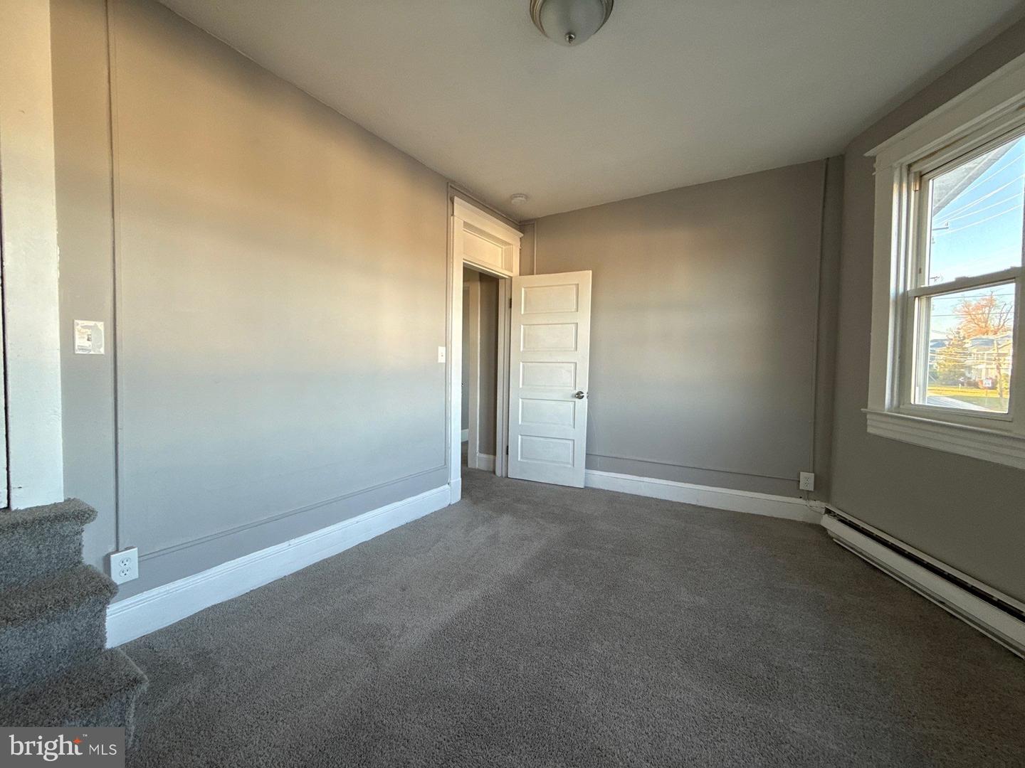 1309 Linden Ave Property Photo 9