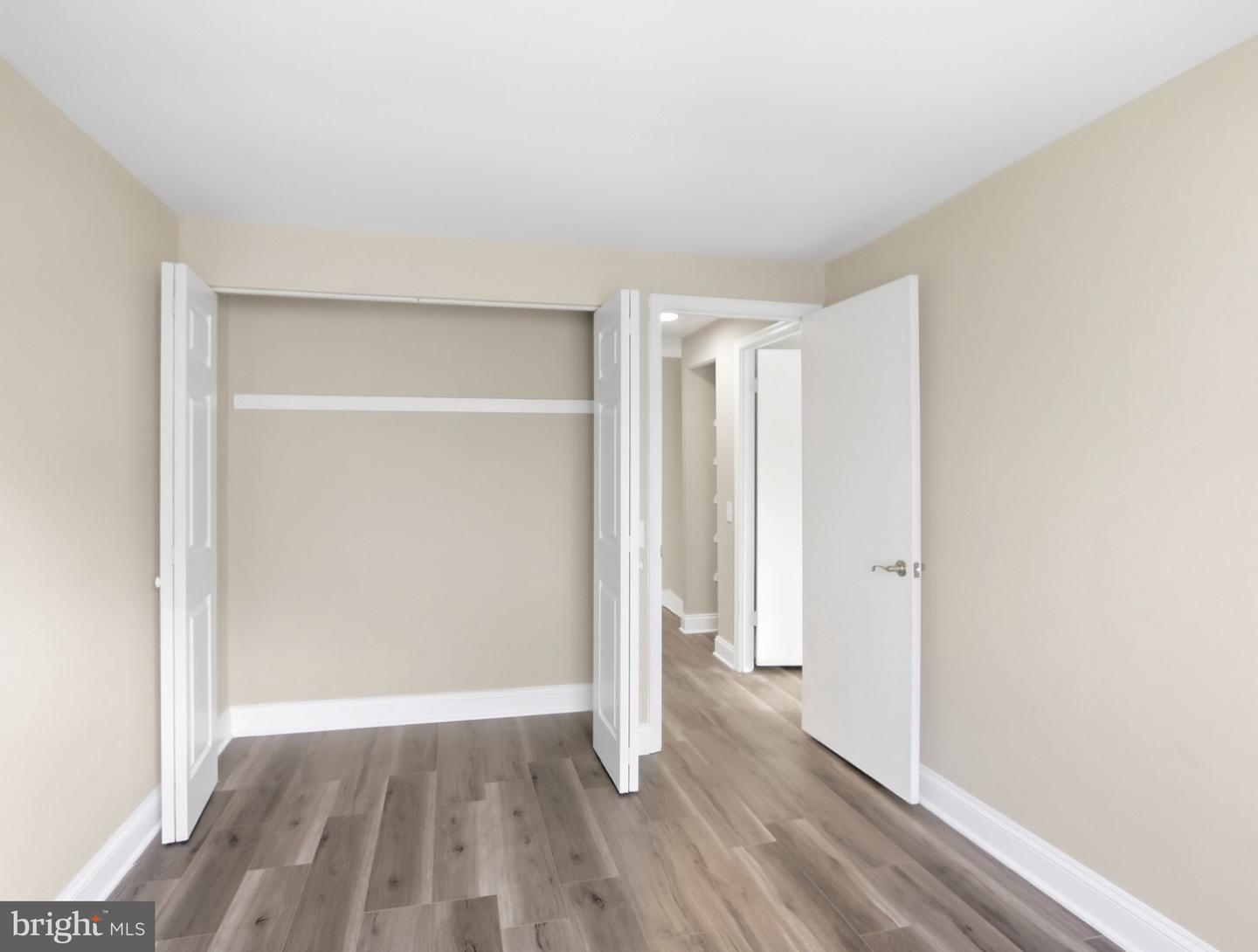 52 Ewing Dr #b Property Photo 25