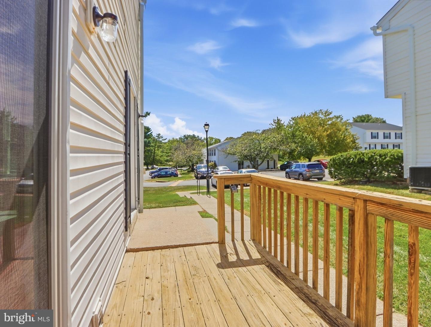 52 Ewing Dr #b Property Photo 28