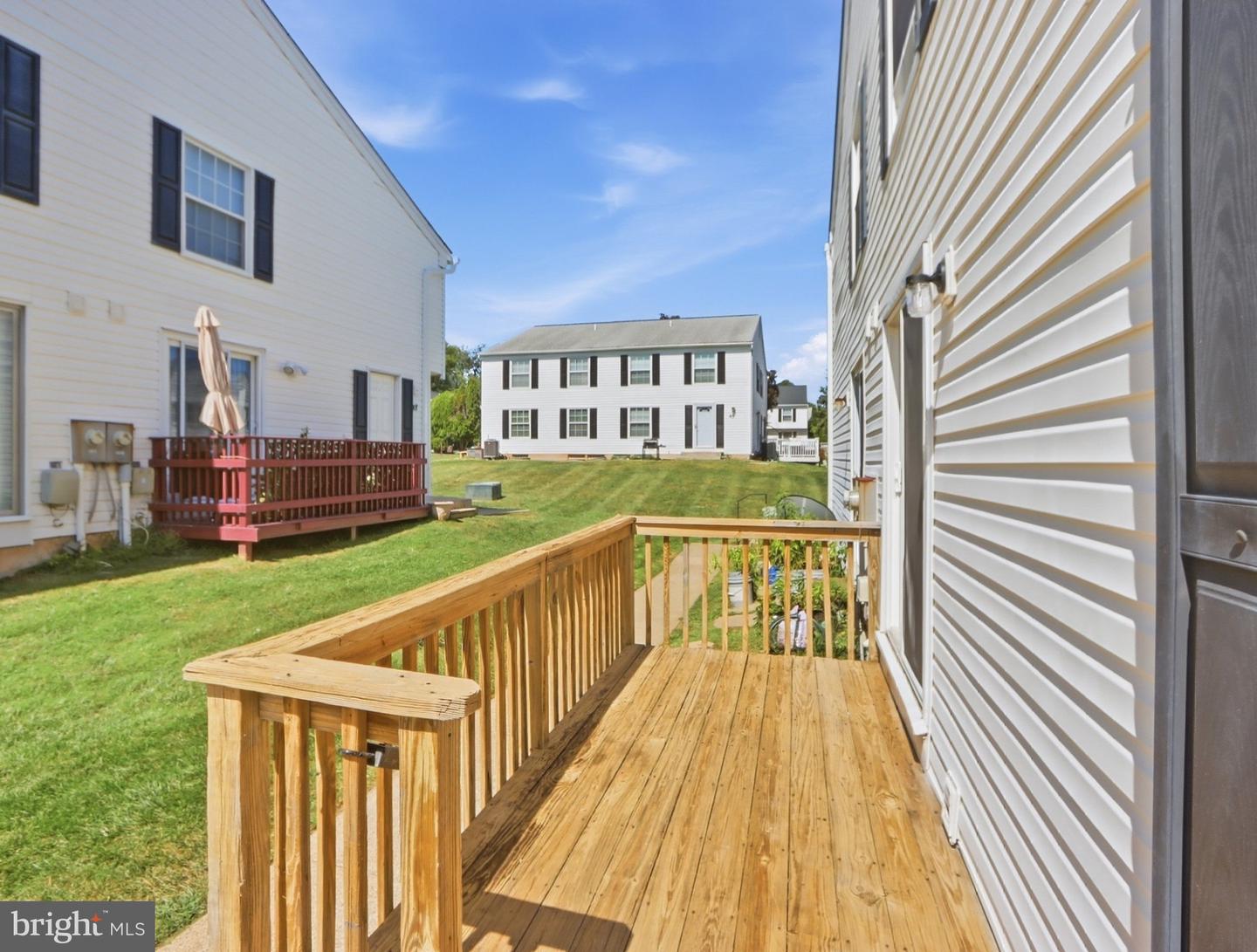 52 Ewing Dr #b Property Photo 30