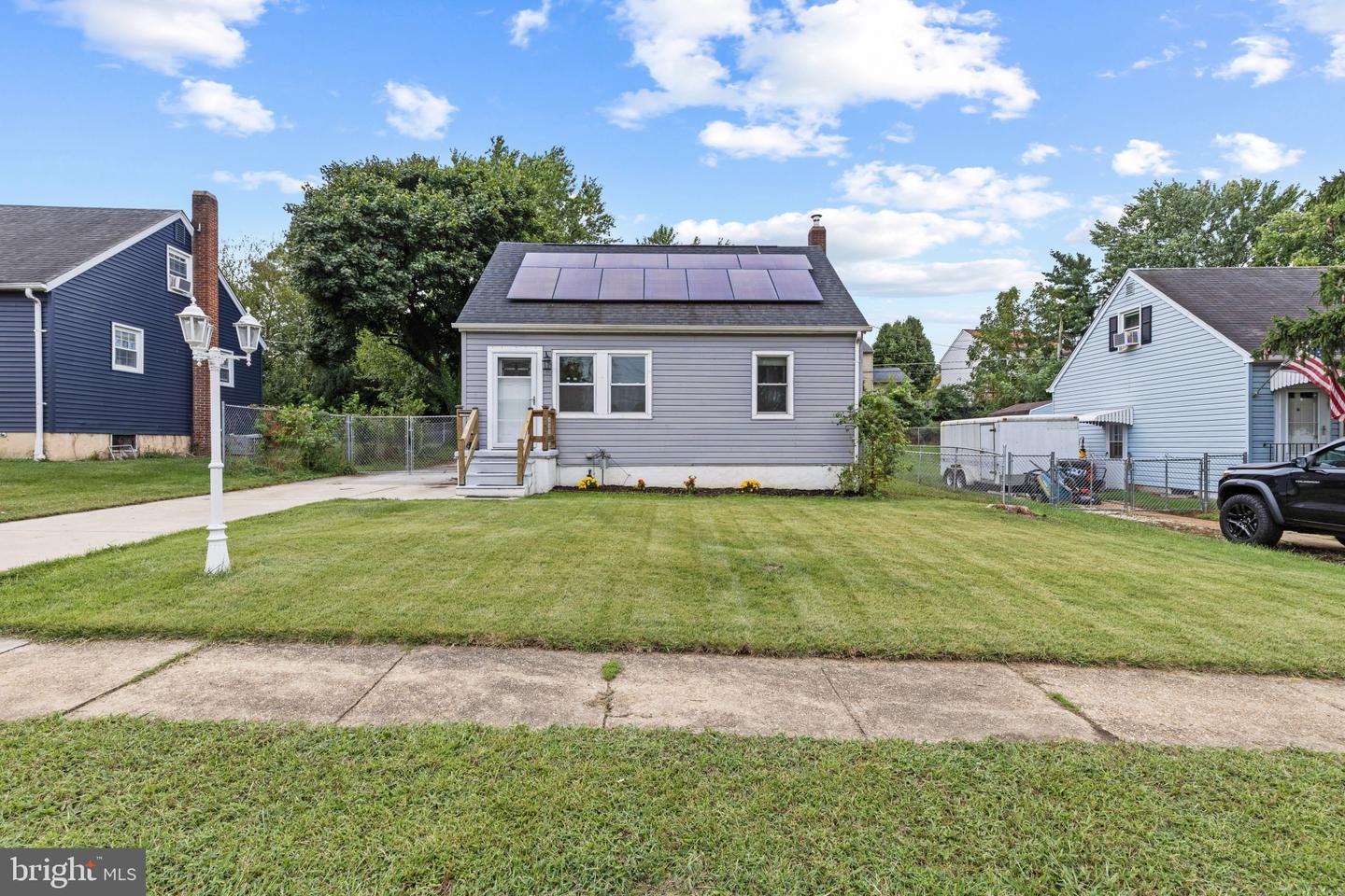 2209 GAYLAWN DR Property Photo 1