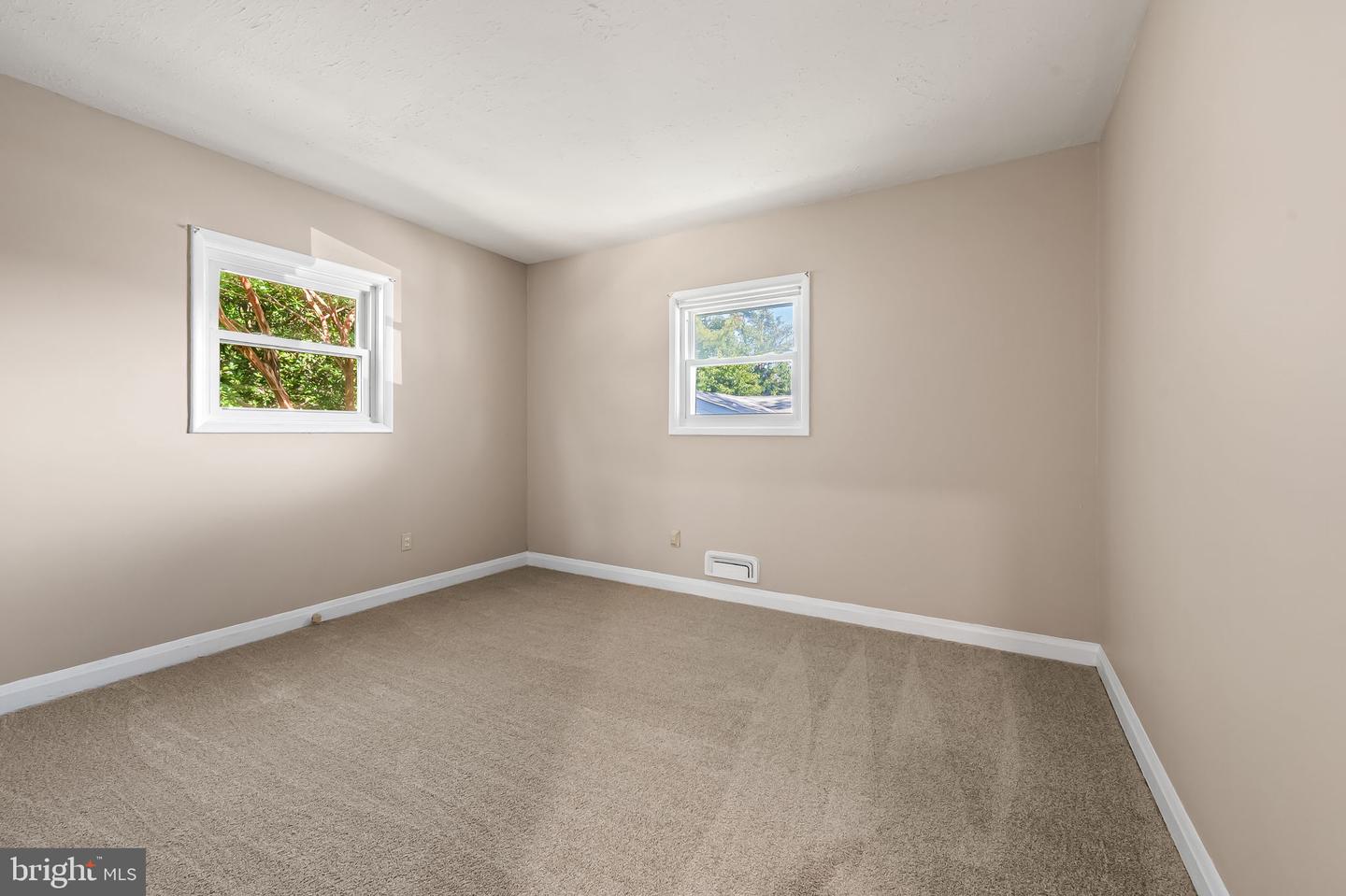 6703 Chippewa Dr Property Photo 22